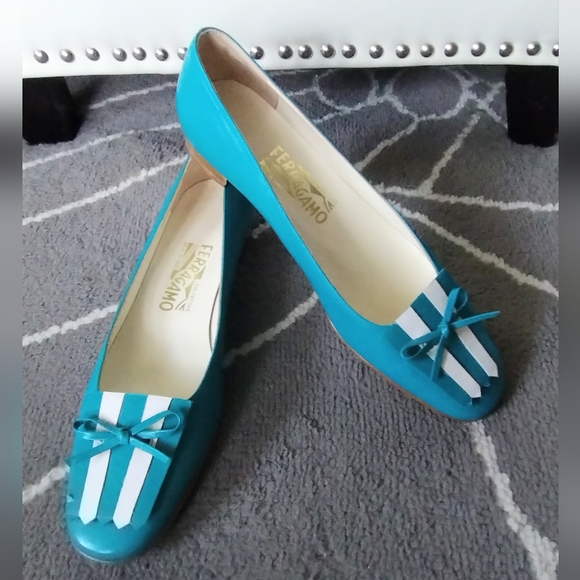 RARE!!! Salvatore Ferragamo Turqouise loafer NWOB - Picture 10 of 16